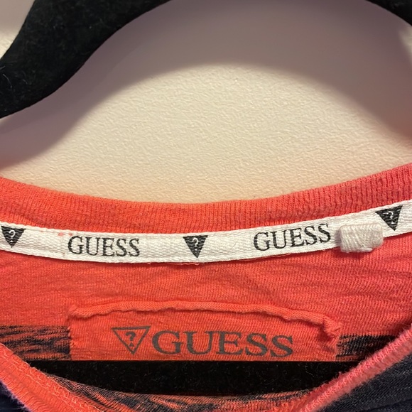 Guess casual tee - Picture 3 of 3